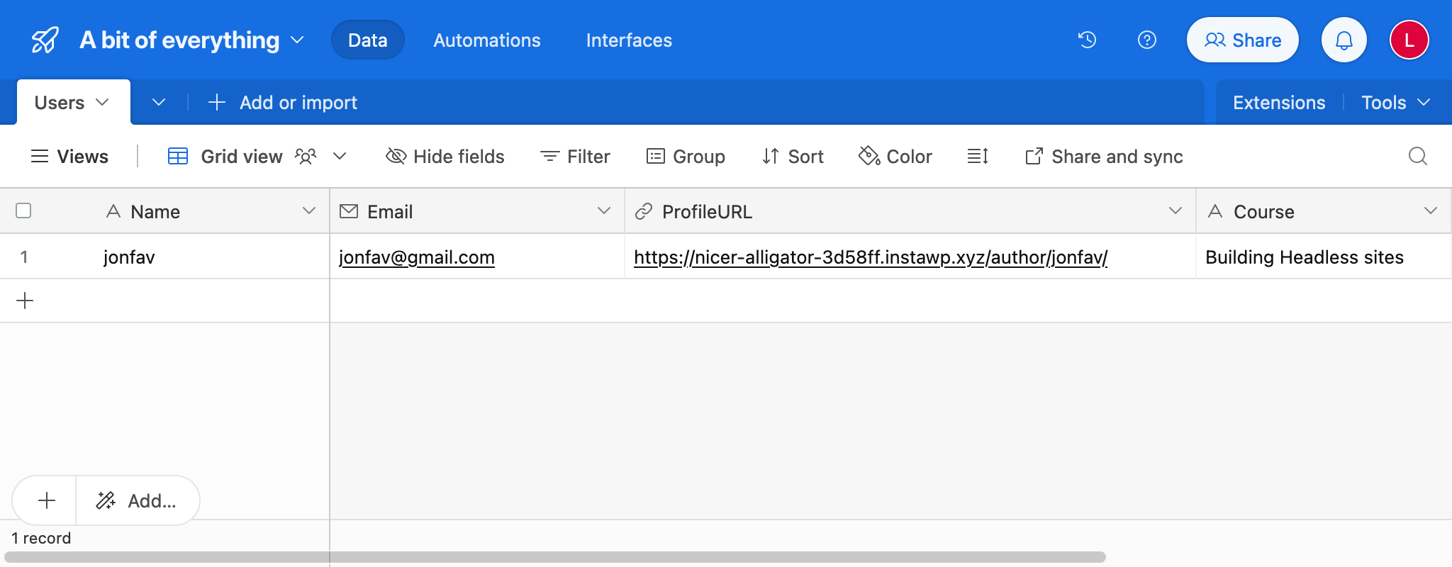 ตารางใน AirTable พร้อมข้อมูล LMS